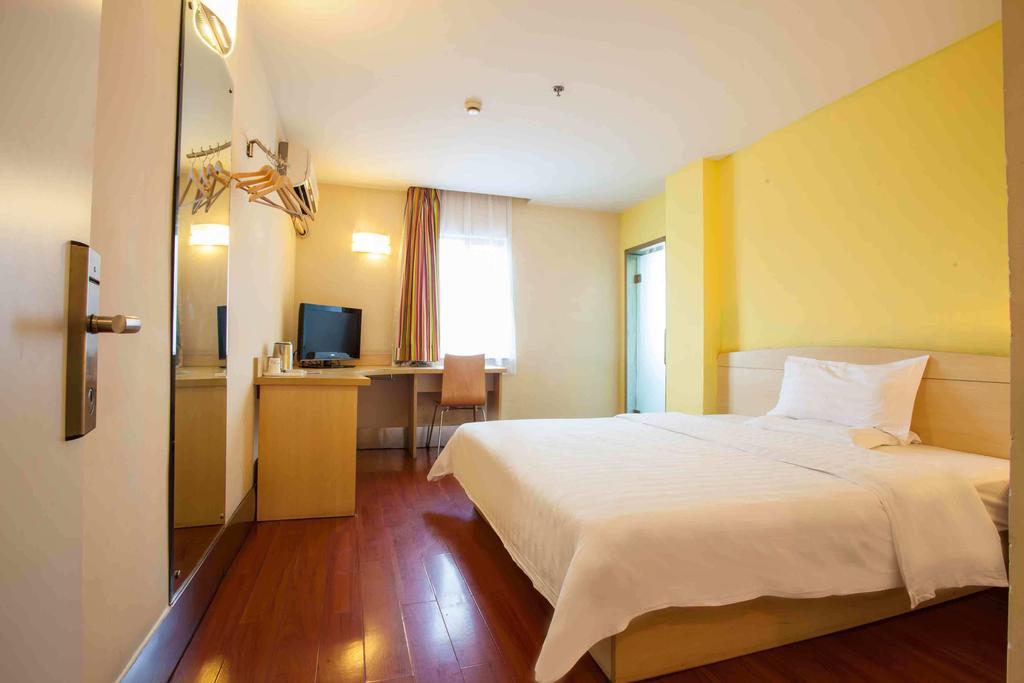 7Days Inn Guangzhou Shijing Jinbi Xincheng Quarto foto